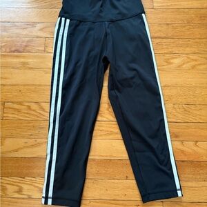 Adidas 3/4 Black Athletic Leggings